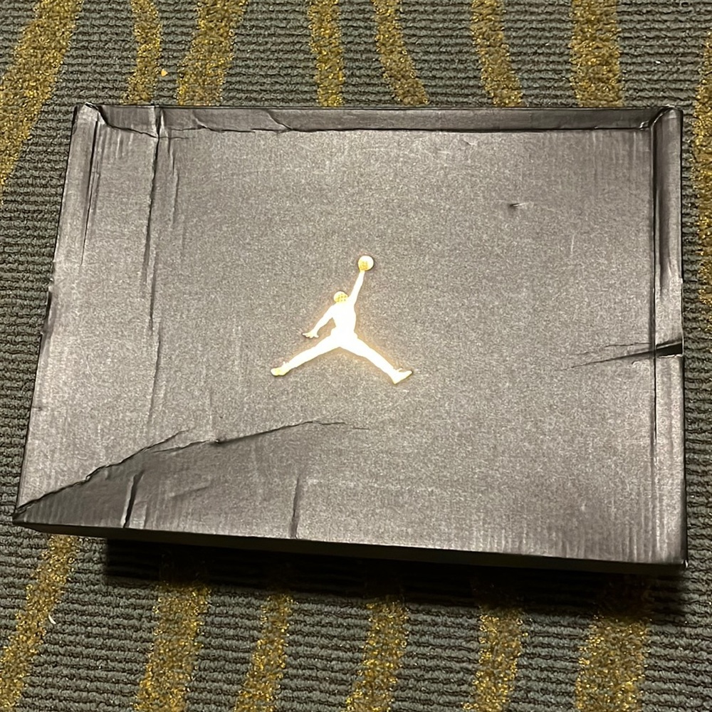 Tropical twist jordan 1 mid BOX ONLY